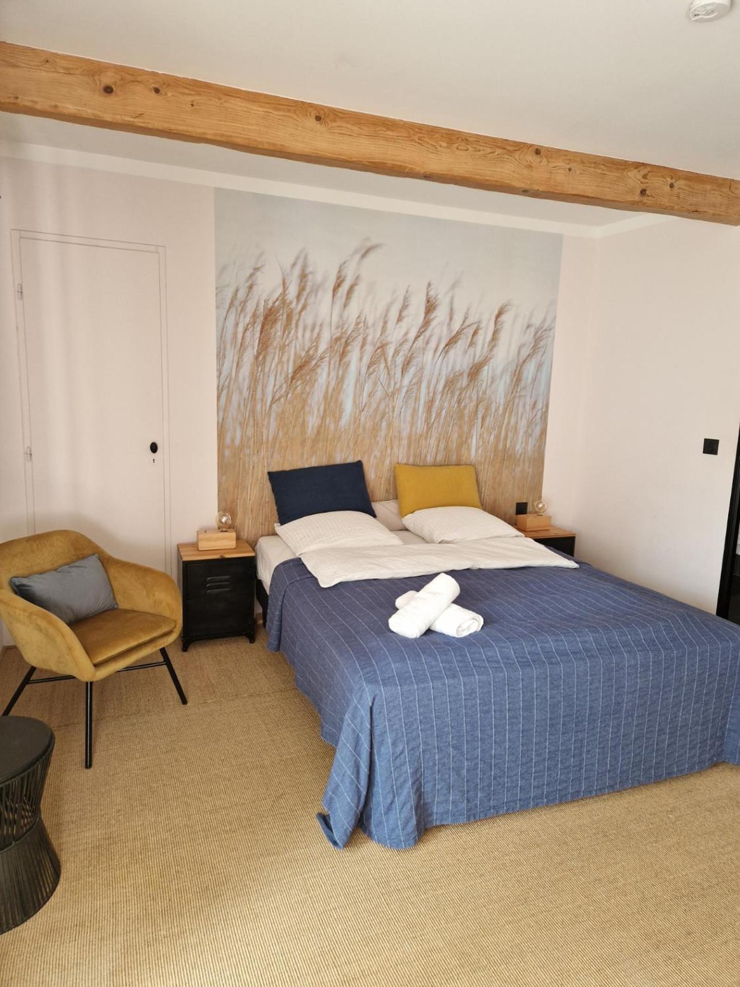 Bed and Breakfast Mas Armelin Tarascón Exterior foto